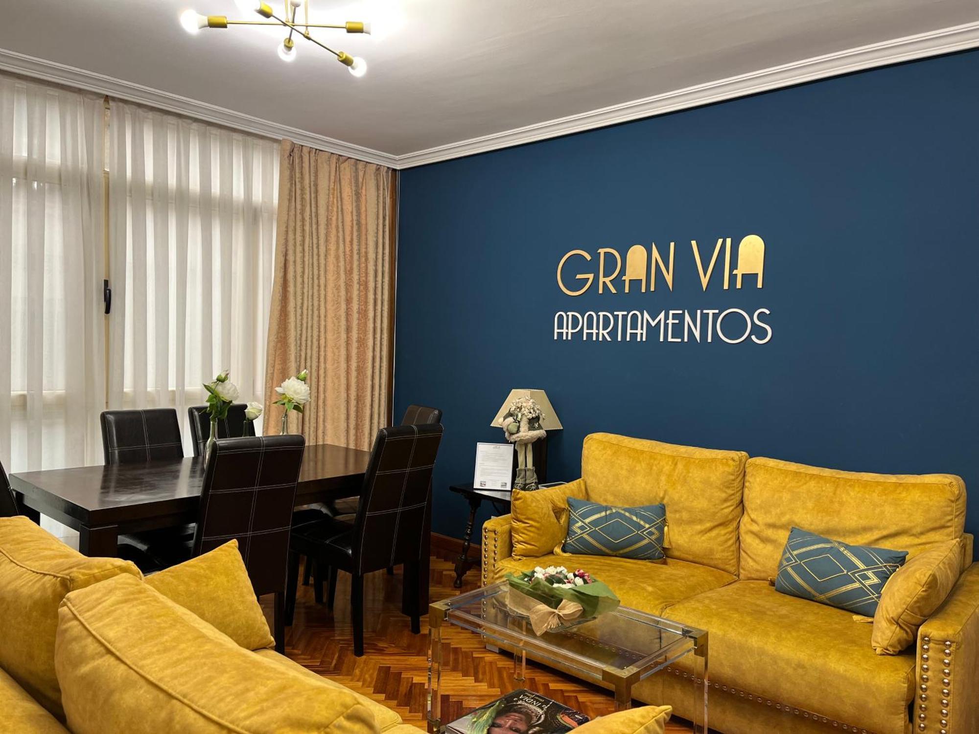 Apartamentos Gran Via ซาลามังกา ภายนอก รูปภาพ